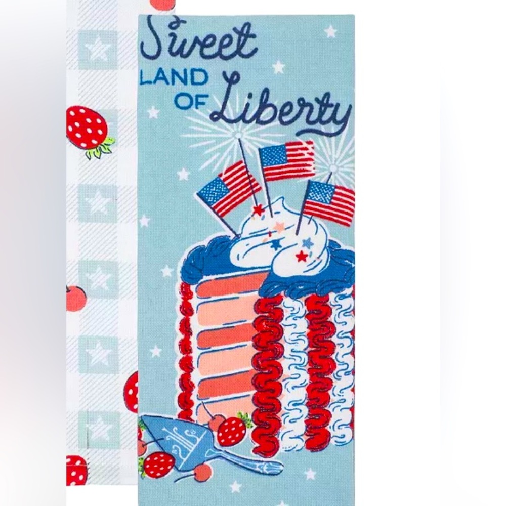 Set of 2 Sweet Land of Liberty Cake Kitchen Towels USA Flags Sparklers